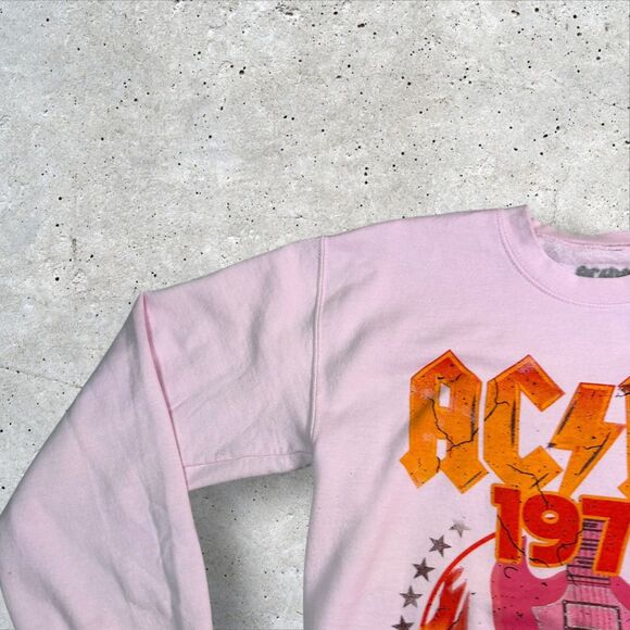 AC/DC Let There Be Rock 1977 Pink Sweatshirt Women’s Small Crewneck Pullover - Picture 5 of 10